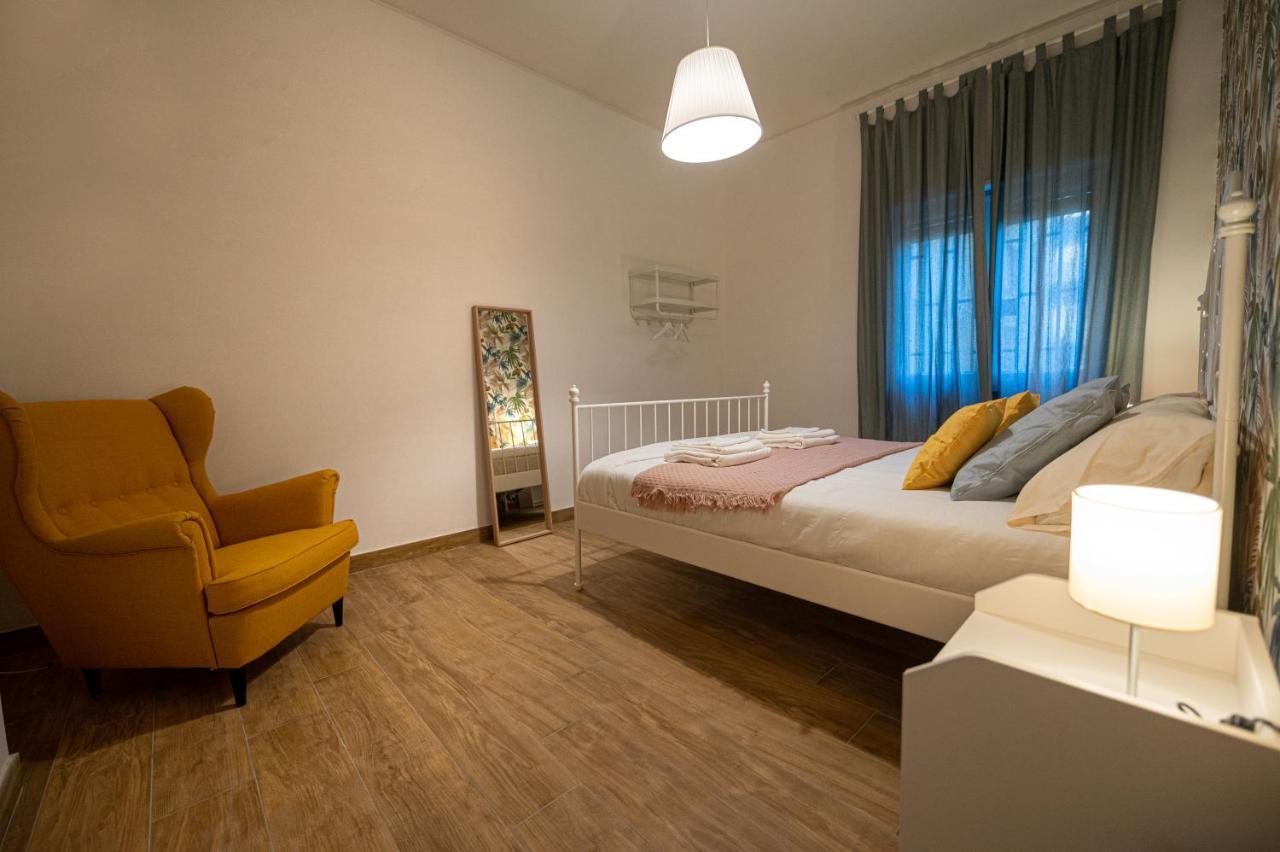 Апартаменты Casa Vacanze Partenope Неаполь Экстерьер фото