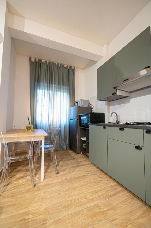 Апартаменты Casa Vacanze Partenope Неаполь Экстерьер фото